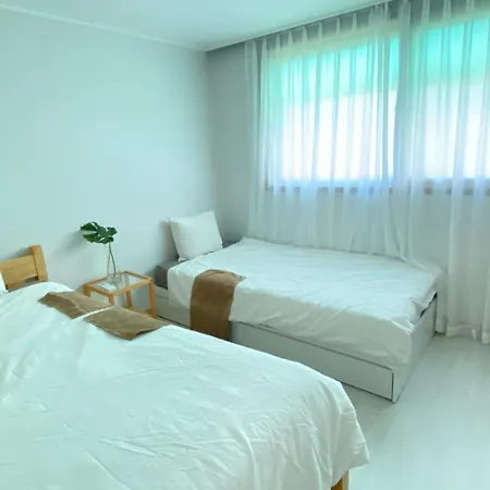 P1 Hongdea 3 Bedrooms Unit